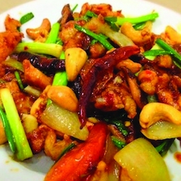 Fried Chicken With Cashew Nut